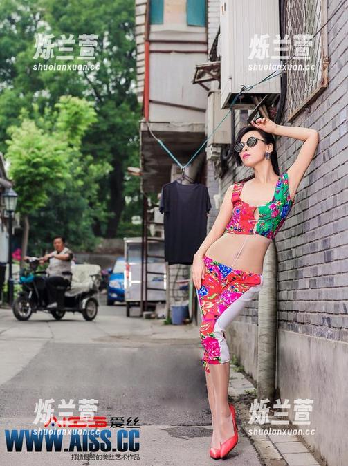 不得不说，爱丝壁纸的发型师强制服务合集