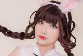 高清画质下，KaYa萱的甜心写真集是如何调皮的挑战你的低下线？