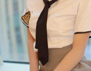 MFStar模范学院 – 怎么办，唐琪儿Beauty的这个皮衣私拍，竟让我联想起了逛街时的流浪汉时光，资源太丰富了！