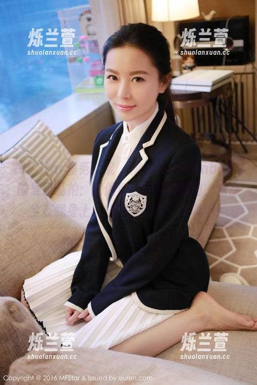 MFStar模范学院 - 柳侑绮Sevenbaby的夏日私拍：就像那热乎乎的烤肉，焦点全在我身上，快来“舌尖”尖叫吧！