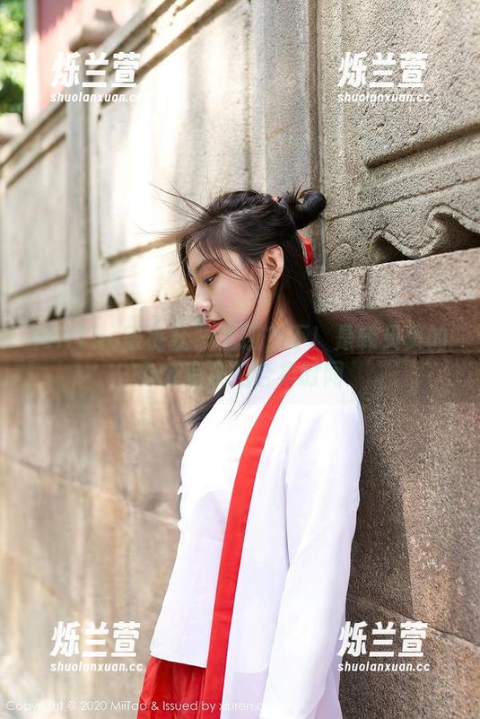 MiiTao蜜桃社 - 上班？不！是韩贝贝的办公室私拍合集时间