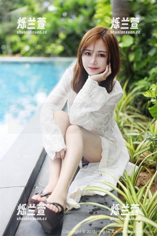 MyGirl美媛馆 - Love陆瓷白衬衫，照片里的那种随意真好，想试试怎么拍成？