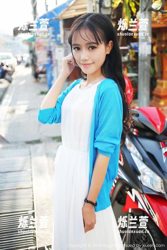 MyGirl美媛馆 - 夏瑶baby的眼镜户外拍摄，壁纸大片令人忍不住想要点赞！