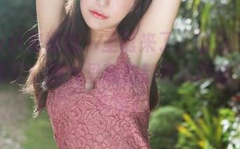 MyGirl美媛馆 – 圣诞来了，徐微微mia在线报到！图片里藏的都是谁的秘密圣诞礼物？