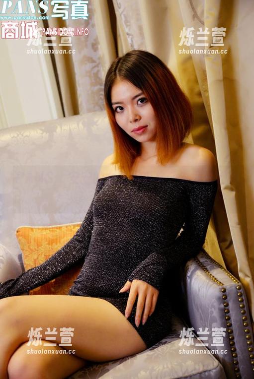 PANS - 安安的女王写真集，谁敢说她不是？