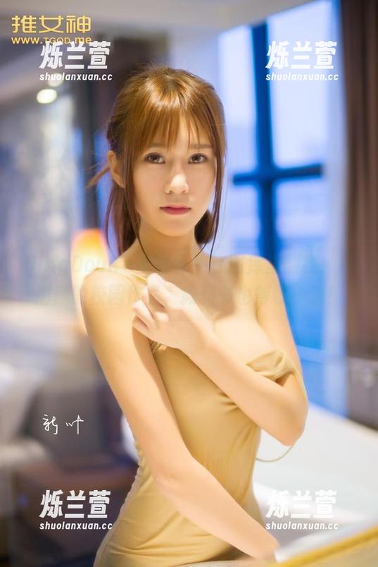 QingDouKe青豆客 - 在图库里翻找：程彤颜的校园作品，教科书也得歇一边！