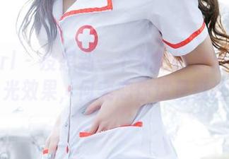 TuiGirl – 没想到一个礼服能穿出这样的无圣光效果，何奕恋你这是魔法吗？