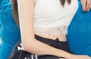UGirls尤果网 – 网盘中的金baby，一组写真让我觉得dailylife也可以充满戏剧感，哈哈。