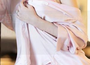 XIAOYU语画界 – 徐莉芝Booty的连衣裙：再一次证明我衣橱的单一选择是多么可悲