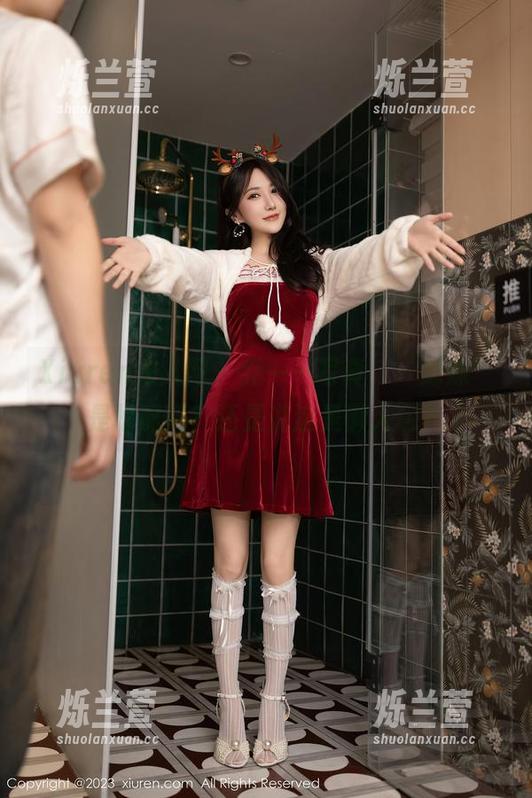 Xiuren秀人网 - 乔一一写真，‘妹妹’是标配吗？还是说这是懒人包？