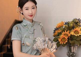 Xiuren秀人网 – 写真集里有惊喜！林文文在海边撒欢，认真让海鸥羡慕。