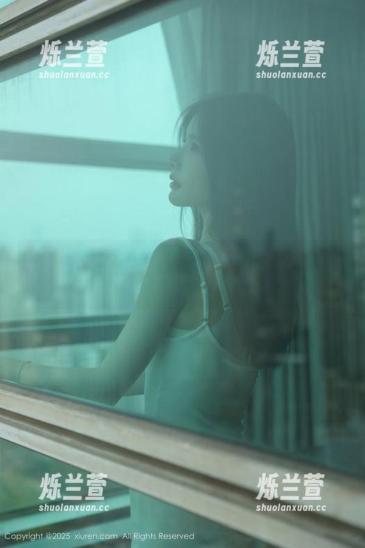 Xiuren秀人网 - 雯大王susie这次的夏日作品，隐隐约约无圣光，怎能不看？