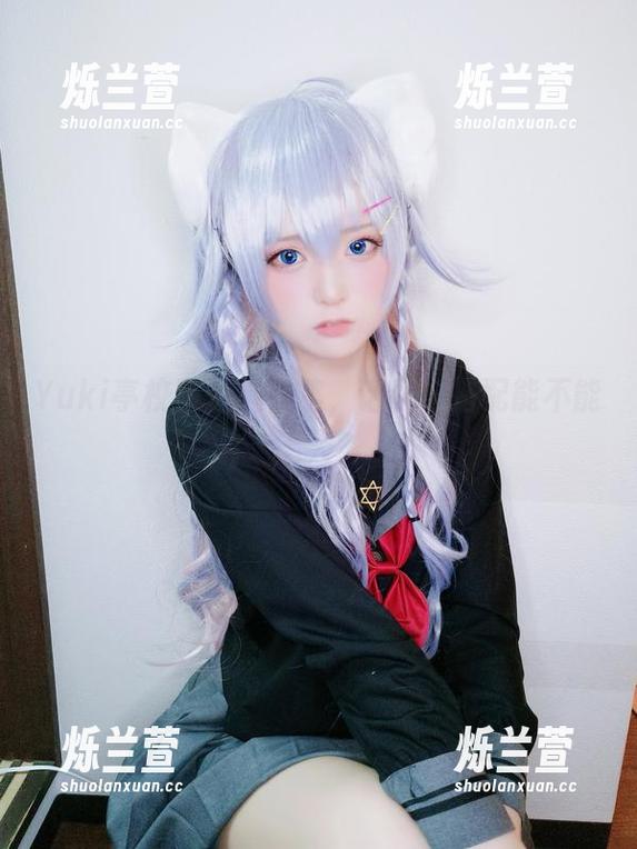 Yuki亭校服壁纸合集，话说这搭配能不能上天？