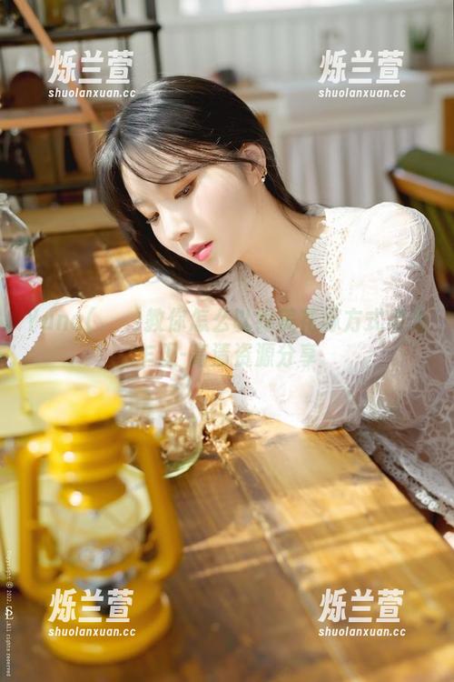 Yuna(윤아)教你怎么以绝美花嫁方式灵光乍现-高清资源分享