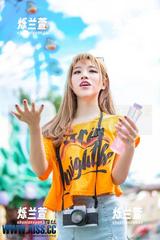 aiss-欣杨 aiss - 观看欣杨的黑丝,谁说我只是在欣赏?