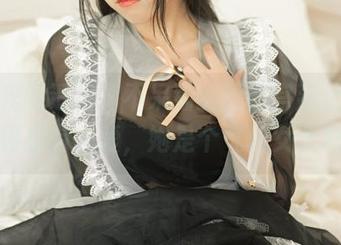 无圣光的逼格，不呆猫的原图宫廷仕女，难怪总有人爱，她是个气场女王吧！