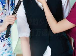 丽柜 – 这就是凌凌的少女全集，原图却让我觉得千言万语说不尽。