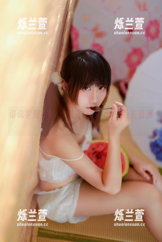 谁说学姐不能cos？九曲Jean的毛衣征服图集！