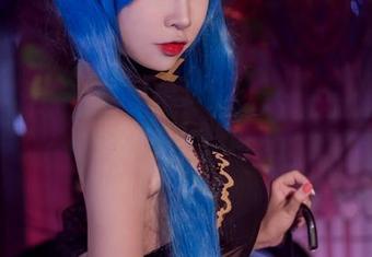 二佐Nisa为你呈现长腿COS精选：什么？这个腿也是拼出来的？