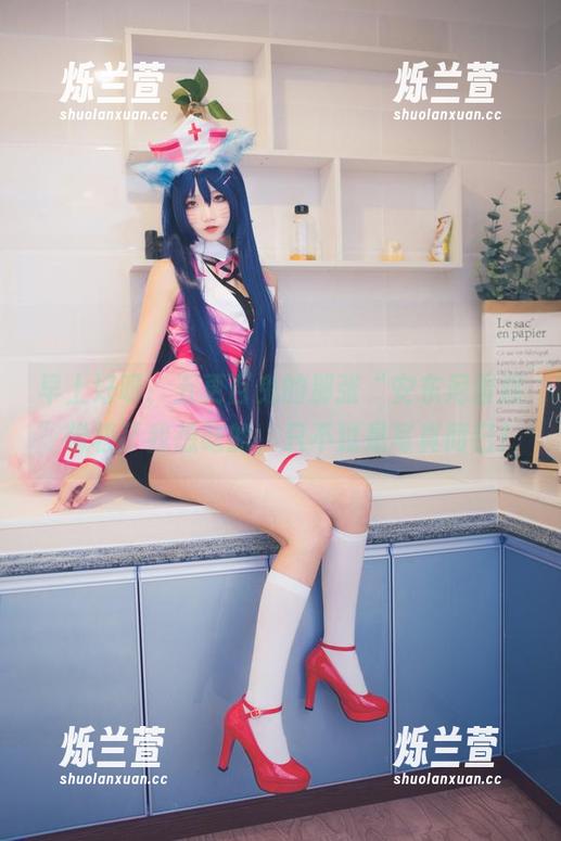 早上好呀，五更百鬼的那张“安东尼蛋糕”像极了我想吃的，只不过是写真而已！