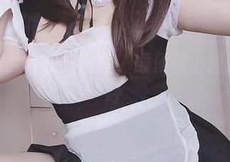 你夏夏的写真：天使，顺便和小猫打个招呼