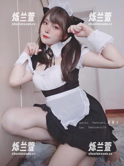你夏夏的写真：天使，顺便和小猫打个招呼