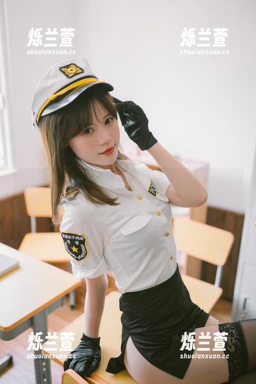 千反田鹿子的泳衣合集，呃，这样的身材真让人咽口水。