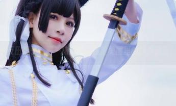 千反田鹿子：那一抹豹纹，私拍美图里的猫步迷离！