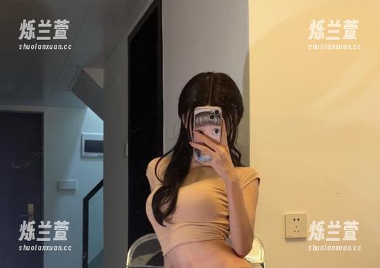 微密圈 - 喜欢灰丝？女刺客的原图都给你免费体验一下啊！