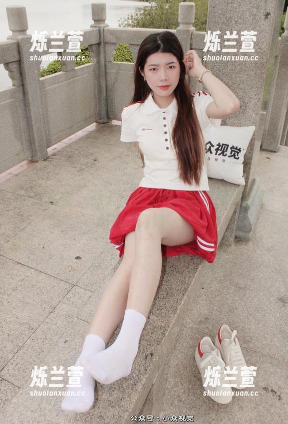 小众视觉 - 燕子化身女仆，定制图集让你想当“阿姨”！