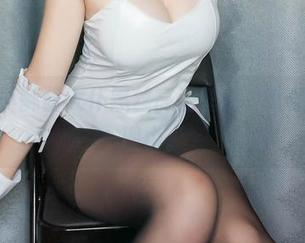 沉迷于小酥酱女仆黑丝高清壁纸，想给自己个理由。