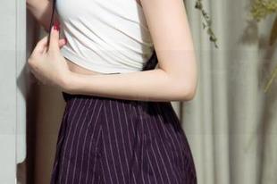 尤果网 – 琳丽的校服之旅：一场下载的奇遇