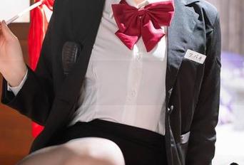 屿鱼的礼服合集，逗你乐的点在这里