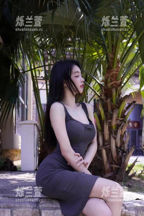 微密圈 - 发现了徐珺大哥的女友全集，下载时我在想：这能不能多几份“女友”？