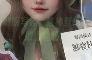 戚顾儿的制服写真：这种壁纸，你确定能放上墙吗？