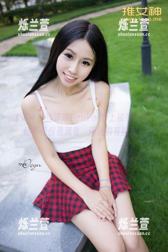 推女神 - 当沛沛Eankei穿上秘书制服，这不仅仅是观看，还是别有洞天！
