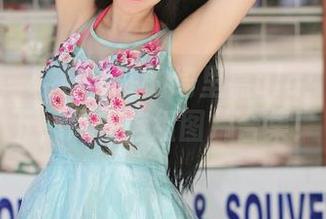 推女神 – 轻松自在的绮里嘉ula：牛仔裤下，尽在这组图片合集！