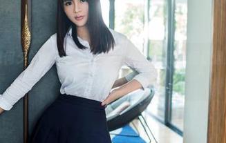 推女郎 – 何何夕的女孩套图——怎么总让我觉得这像是在翻我的旧照片？