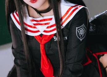 日奈娇的天使式诠释，这图册里的高清画面真让人沉醉。