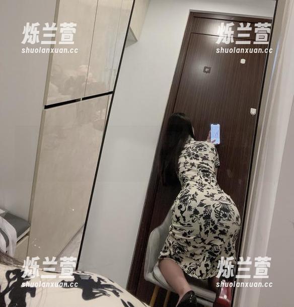 微密圈 - 原图+图包=是可馨吖的美腿，一种致命吸引力的不简单组合！