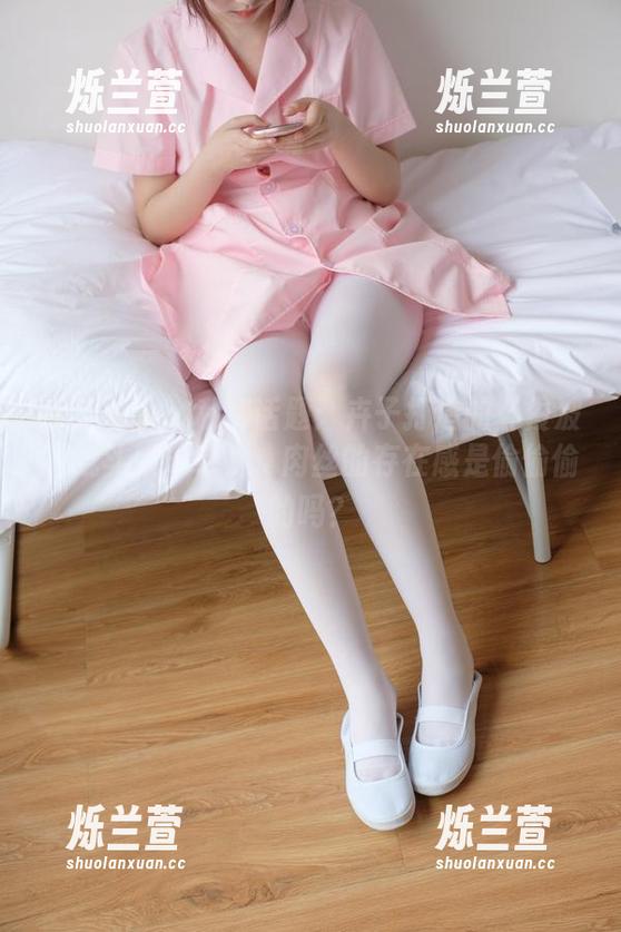 森萝财团 - 私房话题：卉子打造的《绫波丽战斗服泳装》，肉丝的存在感是偷偷偷的吗？
