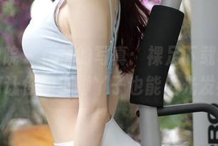 模范学院 – 优优的写真：裸足下载攻略，如何让你的小脚丫子也能发光发热！