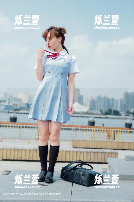 波萝社 - 全套写真里的柳侑绮，这身白裙难道是要把我们迷得晕倒吗？
