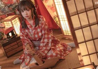 最新写真：爆机少女喵小吉的自拍，大概又是要让人心头一震的节奏吧