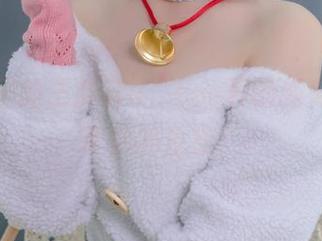 连体衣里的王胖胖u，cos界的新宠儿，分享你的反应！