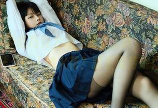 当白莉爱吃巧克力遇上霞沢美游，cos出了什么惊人的火花？就很期待呢！