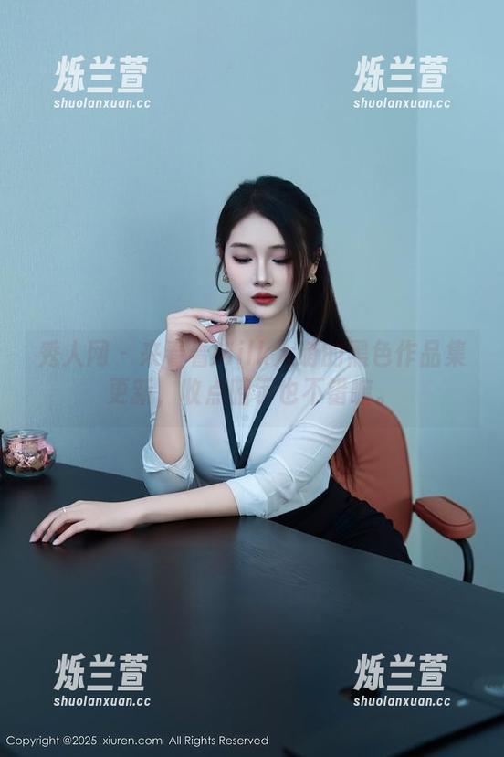 秀人网 - 来看看Milk大萌的黑色作品集更新，收点暗示也不错嘛。