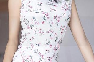 秀人网 – 看完利世的全套制服，我确定那不是普通的衣服！