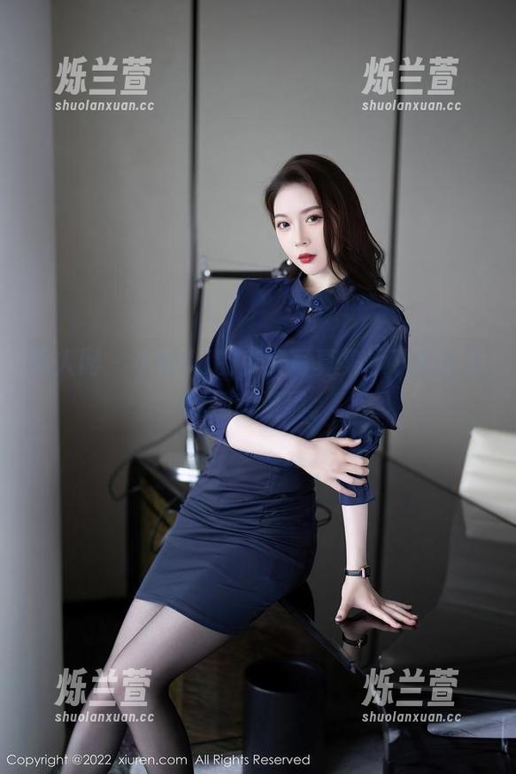 秀人网 - 小Kiki的少女写真集，下载了你就别想退缩。