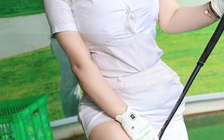 秀人网 – 幻灭了？画面里的沐娜娜在运动，这也算运动风？